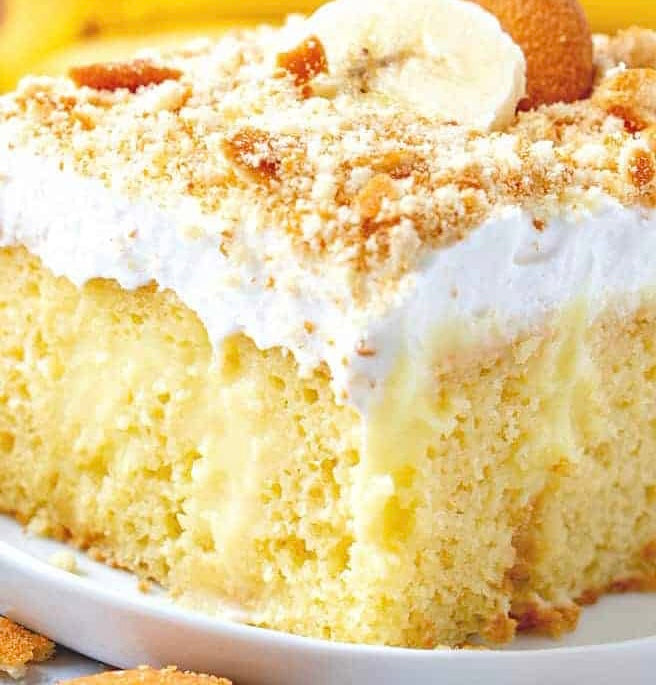 Banana Pudding Signature Custom Cake - 6 Inch Single Tiered